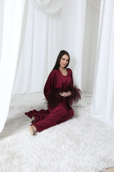 Amira set in burgundy